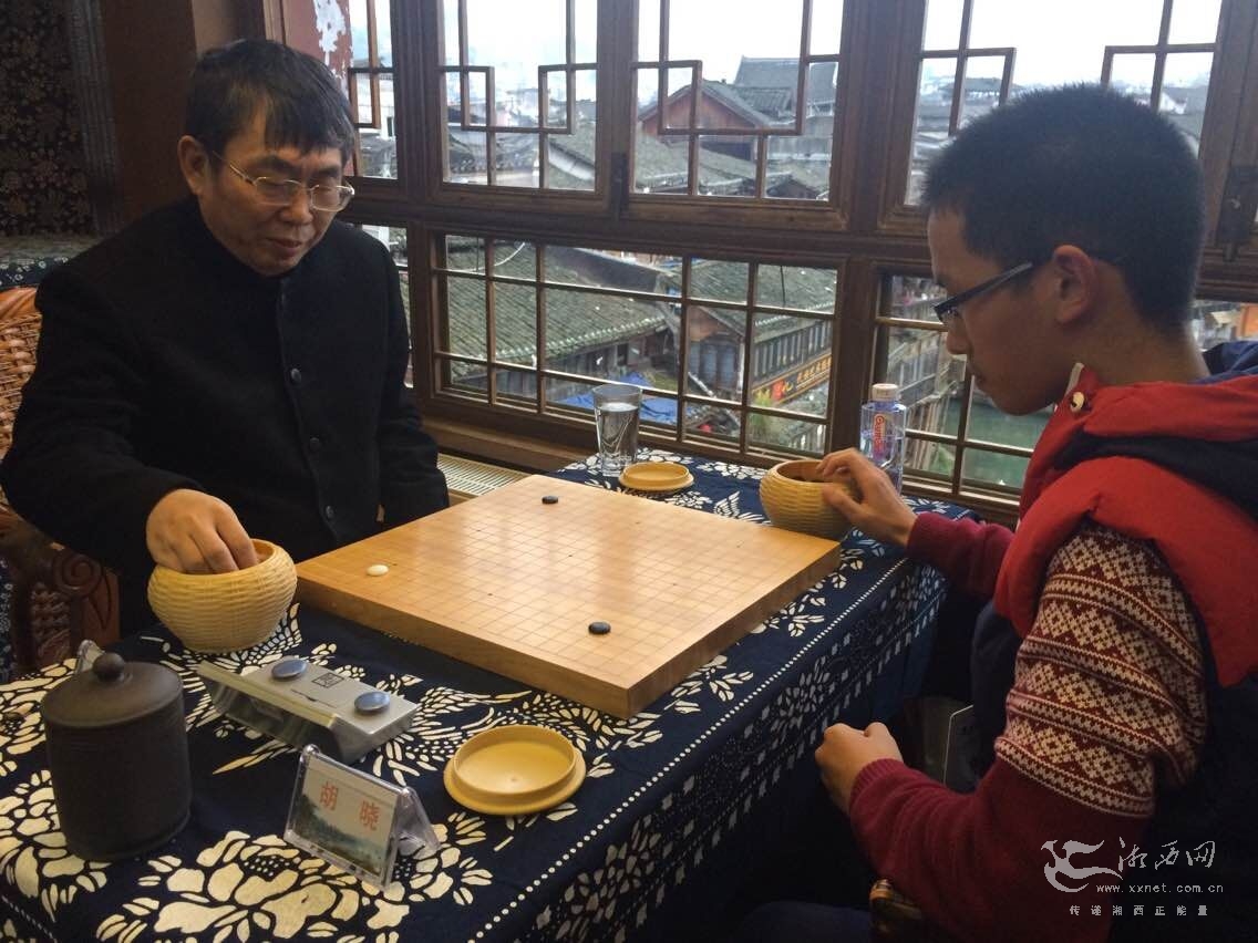 第七届世界围棋巅峰对决凤凰开战